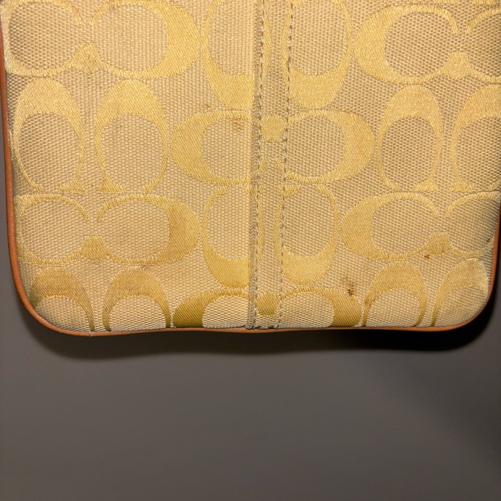 Coach Crossbody Bag - Tan and Cream - Picture 3 of 6